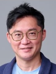 Mr Nixon Chau